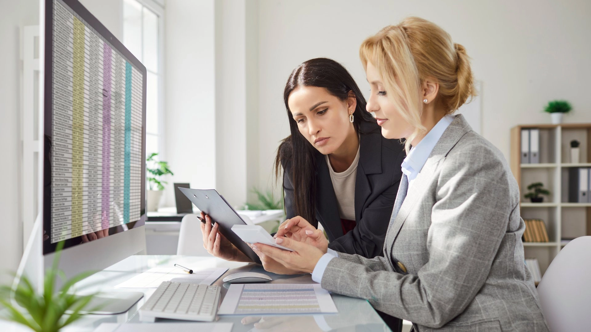 IT support for finance and insurance businesses